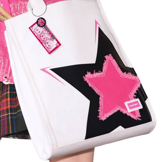 POP MART Sac Bandoulière Peach Riot Rush Hour Series Édition Limitée Collection Urbaine Luxueuse by POP MART INTERNATIONAL GROUP LIMITED