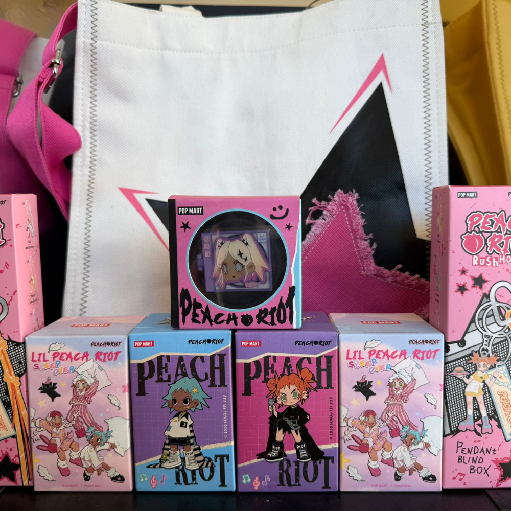 POP MART Peach Riot Rush Hour Series Limited Edition Schultertasche – Luxuriöse Urban-Kollektion