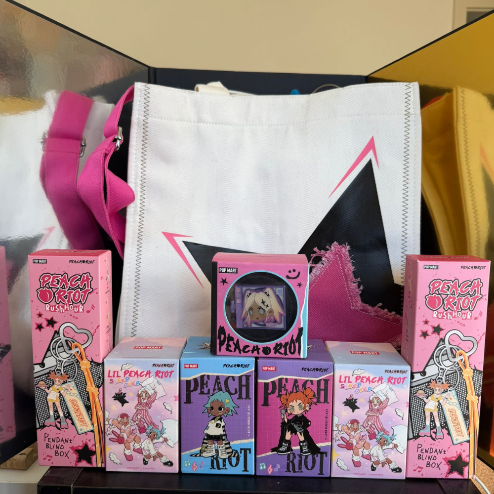 POP MART Peach Riot Rush Hour Series Limited Edition Schultertasche – Luxuriöse Urban-Kollektion