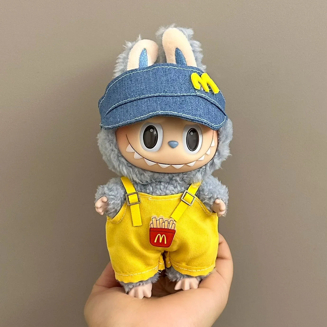 Labubu Accessoires et Vetements Miniatures Tissu Doux Premium Edition Limitee Pour Collectionneurs by Mon Labubu