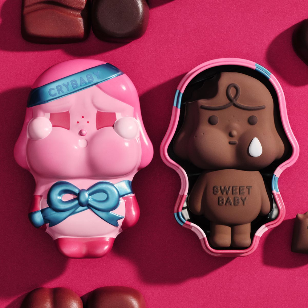 POP MART Figurine Blind Box Crybaby Crying For Love Émotionnelle Édition Limitée by POP MART INTERNATIONAL GROUP LIMITED