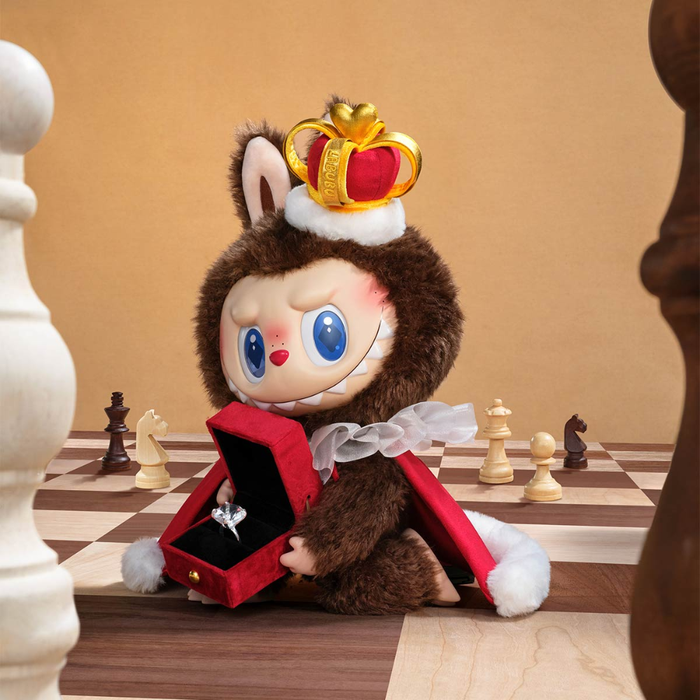 Pop Mart Labubu Let’s Checkmate King Peluche Figurine Collector Édition Limitée The Monsters Collection by POP MART INTERNATIONAL GROUP LIMITED