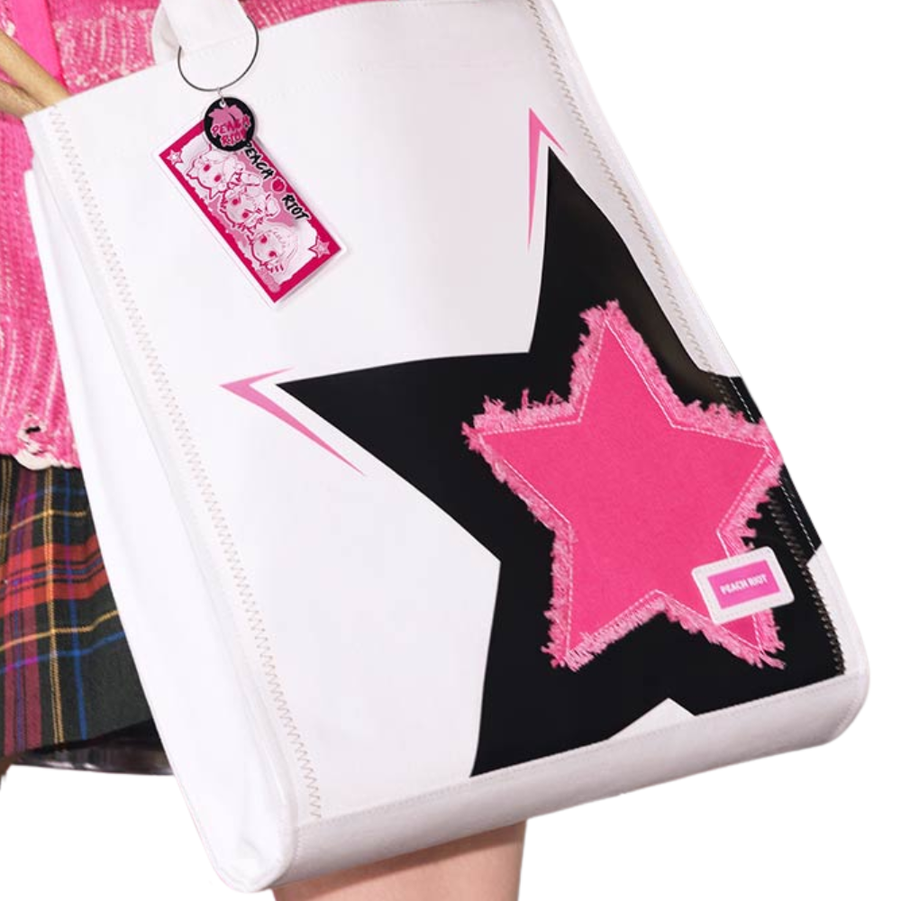 POP MART Sac Bandoulière Peach Riot Rush Hour Series Édition Limitée Collection Urbaine Luxueuse by POP MART INTERNATIONAL GROUP LIMITED